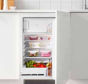 GEÏNTEGREERDE KOELKASTEN Je kan ervoor kiezen je koelkast te verbergen achter keukendeuren met onze geïntegreerde modellen.