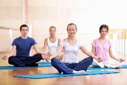 spieren en gewrichten? Dan is Yin yoga zeer geschikt. Het zorgt voor rust in het hoofd, meer bewustwording en soepele gewrichten. 2. Tablet café 1. 10.00-11.00 2. 13.00-14.