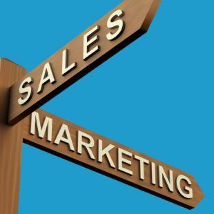 Marketing en sales bij Geo-ICT en data-acquisitie bedrijven Door Jos Anneveld Marketing is heel wat anders dan sales.