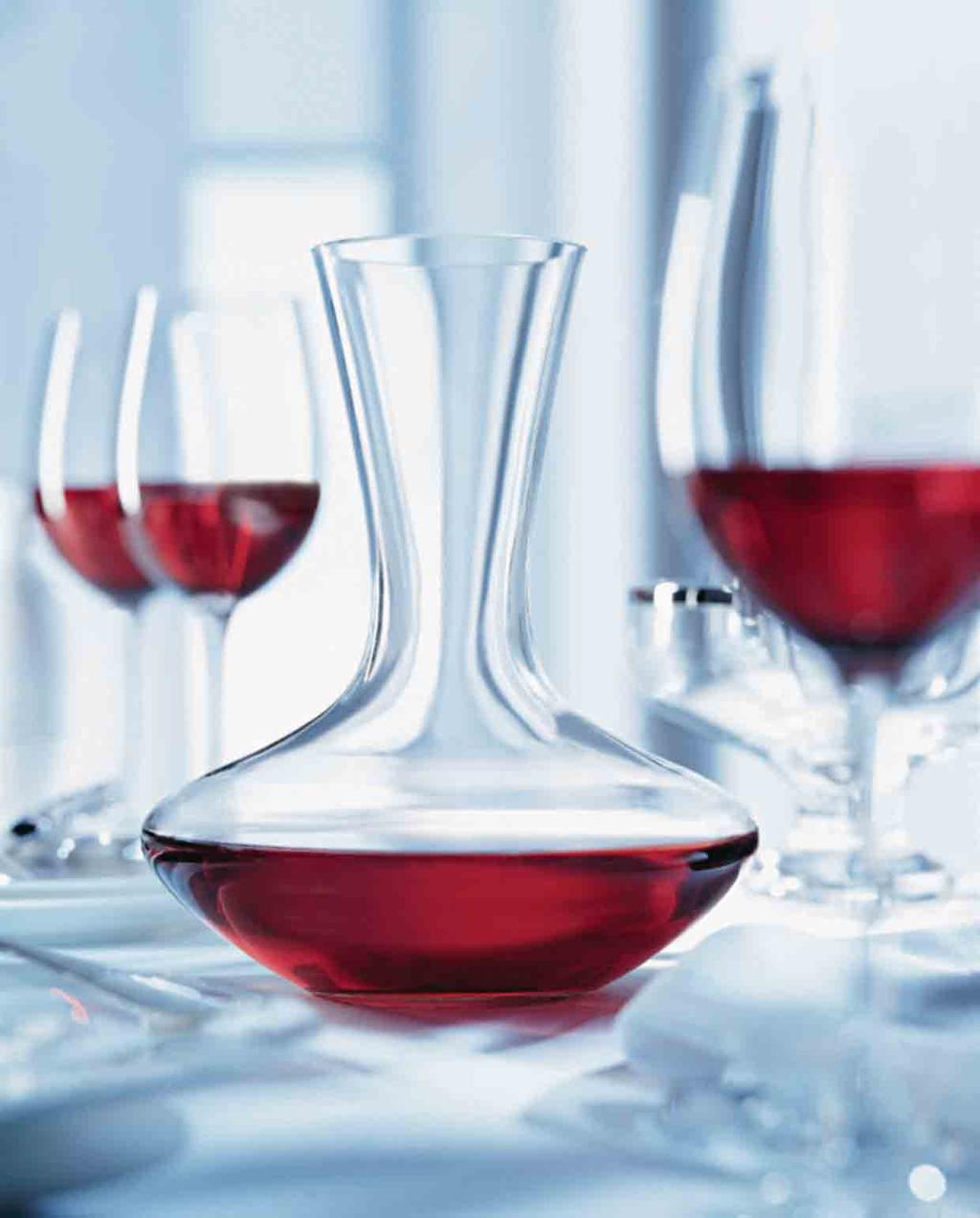 Het perfecte assortiment voor liefhebbers De Vinidor-serie Pagina De Vinidor-serie combineert de voordelen van de wijnbewaar- en wijnklimaatkasten optimaal in één apparaat.