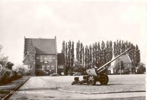 HISTORIE Het raadhuis Wil Schulpen Aan het raadhuisplein ligt een pand met de naam Raodhoes 2. Hierin wonen mensen, maar er is ook een bedrijf in gevestigd.