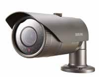 2, Lens: 3,9-46mm F1,2 Dag/ Nacht met mechanisch infrarood filter Camera is IP 66 SSNRIII, OSD, Privacy Mask, Coaxial Control, RS-485 IR bereik: maximaal 70 meter Voeding: 12Vdc/24Vac (6,8W)