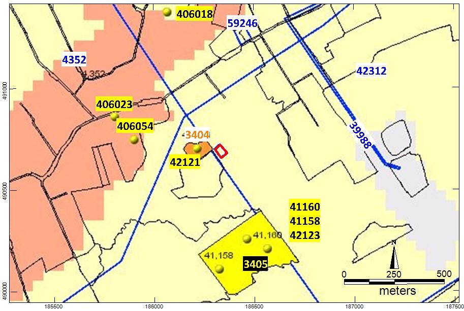 Binnen AMK-terrein 3405 zijn drie waarnemingen gemeld. Het betreft twee vondsten van vuurstenen artefacten uit het mesolithicum aangetroffen in een uitgeblazen situatie (waarnemingen 41160 en 41158).