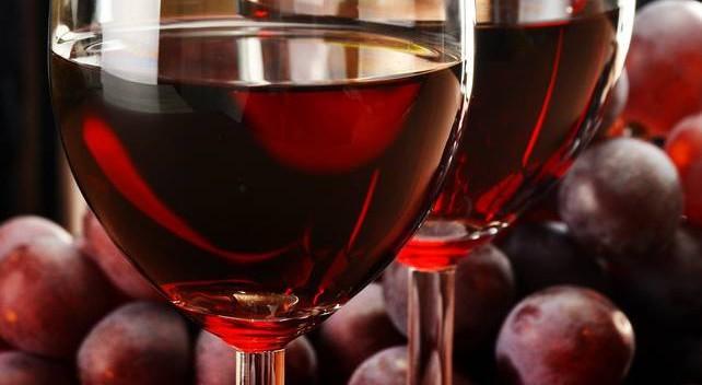 WIJNEN Witte wijn 2,80 Rode wijn 2,90 Rosé wijn 2,80 Prosecco, glas