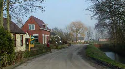 21 Waardering Godlinze wordt zeer hoog gewaardeerd vanwege de zeer typische hoge bebouwingsdichtheid die contrasteert met het open landschap.