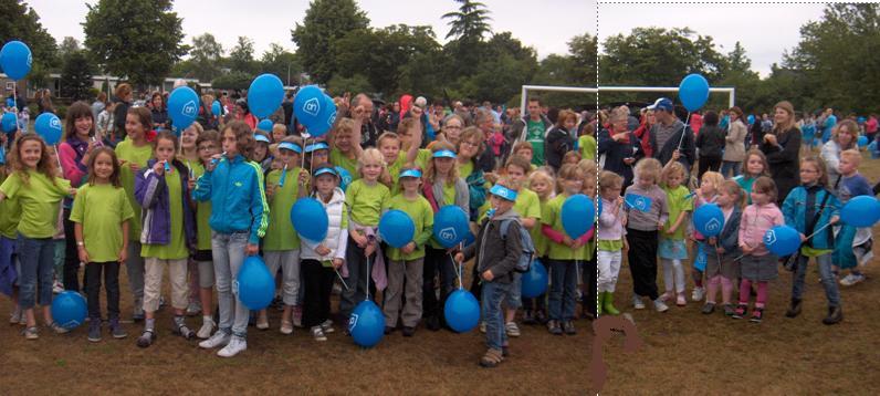 Jaargang 20, nr. 13 Pagina 5 AVOND-4-DAAGSE 2013 Beste kinderen en ouders, Ook dit jaar willen we weer met een grote groep kinderen van de Klimboom meelopen met de avond-4-daagse in Best.