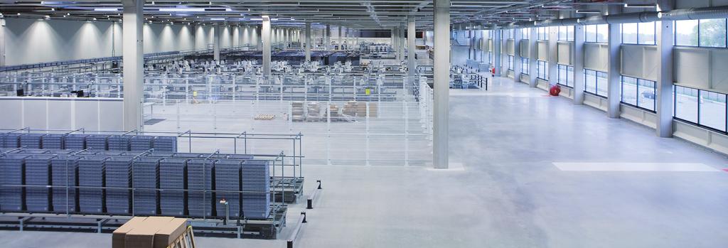 In de zomer van 2015 opende Koning Willem-Alexander in Zwolle het grootste geautomatiseerde e-commerce distributiecentrum ter wereld. Vanaf deze nieuwe locatie kan Wehkamp per dag 400.
