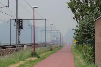 bewoning en bedrijvigheid. Deze gebieden worden vaak ook doorkruist door spoorwegen, (auto)snelwegen en hoogspanningkabels, en herbergen installaties voor de drinkwatervoorziening.