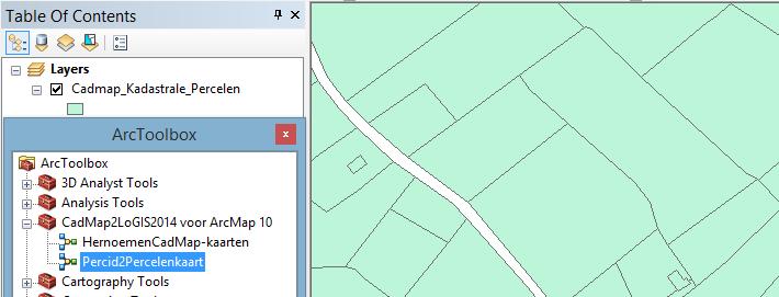 4.4 * Klik op <Close> om naar ArcMap terug te keren. Daar is de bewerkte percelenkaart dan ingeladen. 4.2.3 Foutmeldingen?