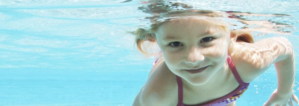 ABC-zwemlessen In zwembad Hoornse Vaart kun je je A-, B- en C-zwemdiploma halen. Naast kwaliteit staat plezier voor het kind hierbij voorop.