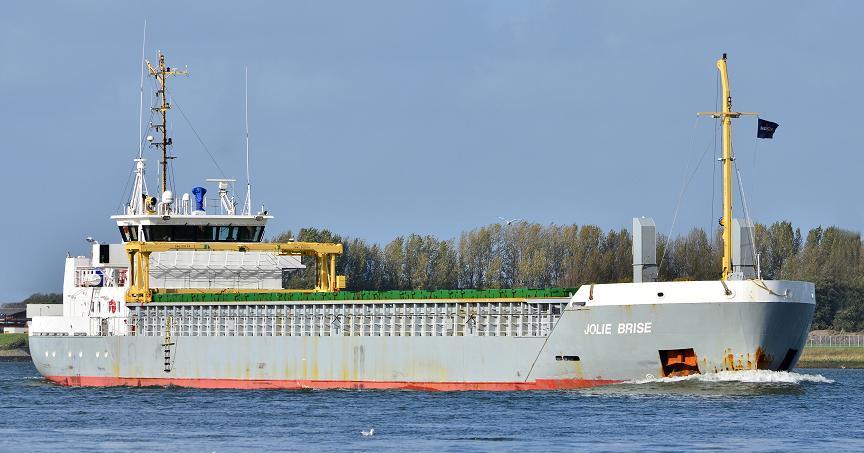 , Farmsum, bij Maaskant Shipyards B.V. herdoopt JOLIE BRISE. 19-2-2011 vertrokken van Stellendam naar Fowey, Engeland om te laden voor Rauma, Finland.