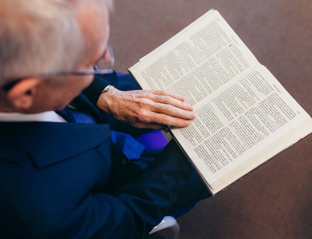 Het is voor de bewoner (en diens familie) een ingrijpende verandering om te komen wonen in één van onze woonzorgcentra. Het brengt allerlei veranderingen met zich mee.