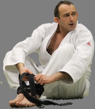 Marnix is 4 de dan, A-trainer en hoofdtrainer van judo