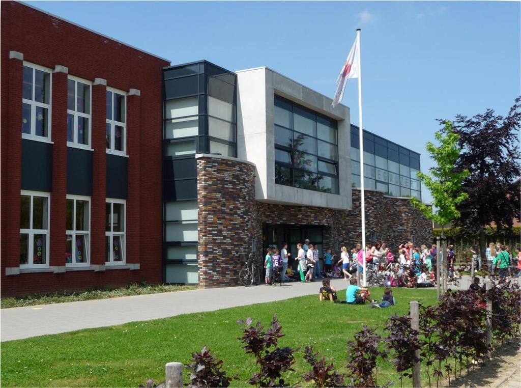 SCHOOLVEILIGHEIDSPLAN 2015-2016 Oecumenische Basisschool DE WEGWIJZER Veeweg