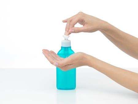 Beter geen antibacteriële zeep gebruiken Aan consumenten worden desinfectantia steeds vaker aangeboden, vooral voor gebruik in het huishouden.