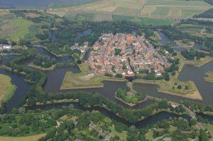 herstel van de openheid van de Schootsvelden rond de Vesting Naarden, een wandel- en fietspad van de Vesting Naarden naar Stadzigt en een ecologische verbinding tussen het Naardermeer en het Gooimeer.