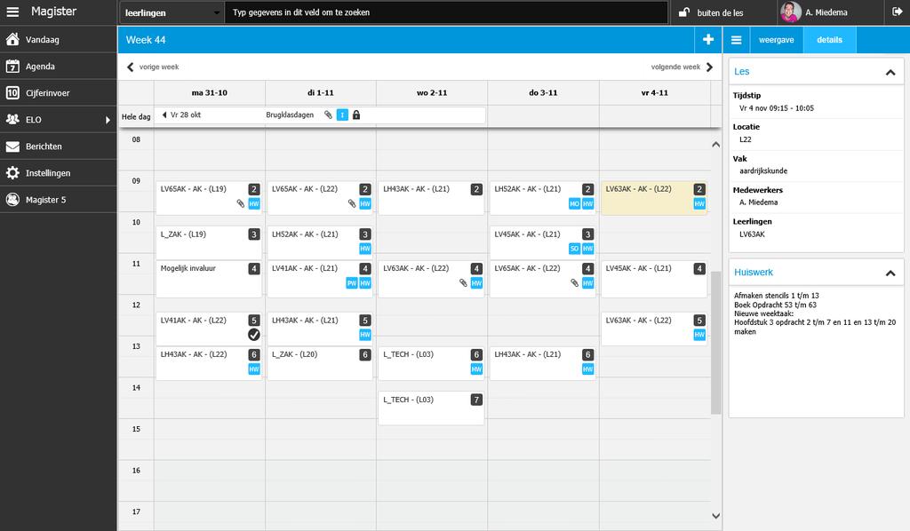 5.2. Werkweek De werkweek toont alle afspraken voor de geselecteerde week. Met de blauwe kleur wordt aangegeven welke afspraak momenteel plaatsvindt.