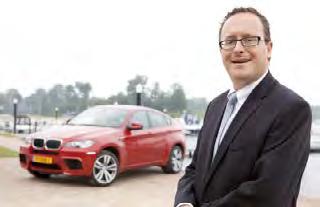 BMW X6 Dealer: BMW De Maassche Venlo Afgevaardigde tijdens testdag: John Stroeken Ron Coenen: Het uiterlijk en het rijgedrag zijn als sportief te omschrijven bij deze wagen.