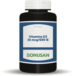 Vitamine D3 15 mcg/600 IE Vitaminen Artikelnummer: 0928/0927 Inhoud: 90/300 stuks In de winter is het op onze breedtegraad niet mogelijk om vitamine D aan te maken uit zonlicht, omdat de UVstraling