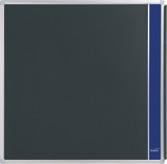 rechterkant van het bord Omlijsting van geanodiseerd aluminium met lichtgrijze kunststof hoeken in combinatie met een kleurstrook of houtdessin strook Eenvoudige wandmontage met verborgen