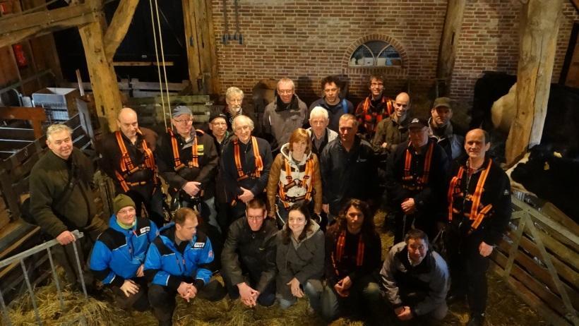 Uilen en torenvalken In het voorjaar zijn we begonnen met de controle van de uilen- en torenvalken kasten. In het verleden is dat jaren door Kees van Limpt gedaan.