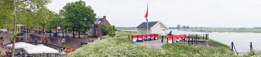JAARVERSLAG 2013 Wijkplatform Vreeswijk Dagelijks Bestuur WPV Inleiding Het Wijkplatform Vreeswijk (WPV) representeert Vreeswijk al meer dan 25 jaar en heeft als doel het bevorderen van de woon- en