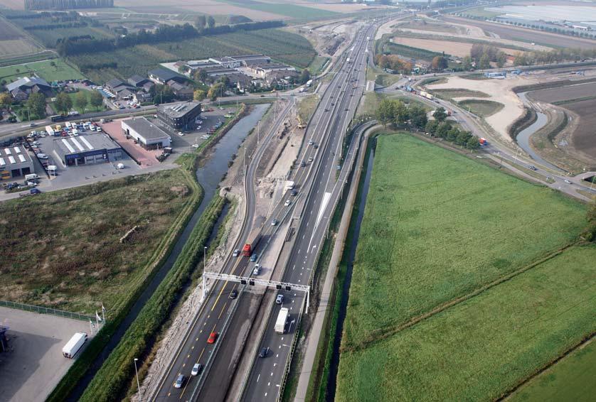 Verbreding A12 Zoetermeer Gouda Meten is weten Evert de Jong, VBW-Asfalt nieuw. Het was dus geen opschaling van een bestaand tracé.