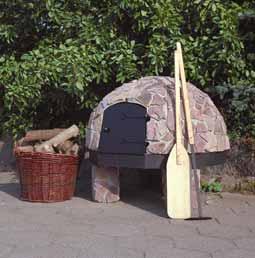Dit houdt in dat de Nexø barbecues niet scheuren wanneer tegenstelling tot de gebruikelijke betonnen barbecues. Het buitenwerk is gemaakt van Inclusief grillrooster. Gewicht 275 KG. Afmeting H.