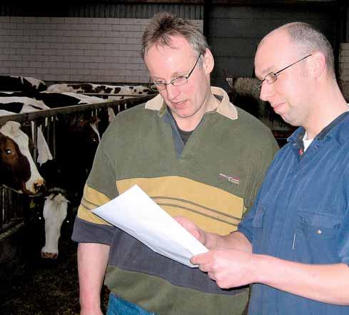 Samen werkt het beter: bedrijfsbegeleiding Veel melkveehouders krijgen elke maand de dierenarts in de stal voor de zogenaamde bedrijfsbegeleiding.