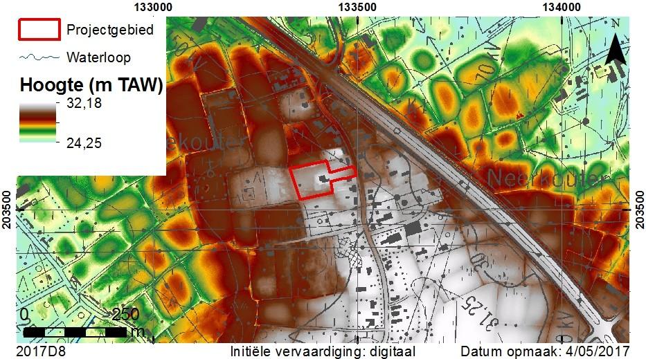 Fig. 6. Situering op de topografische kaart, het DHM en de VHA (AGIV WMS; GDI-Vlaanderen 2016). Fig. 7. Terreinprofiel (W-O). 2.2.1.3.