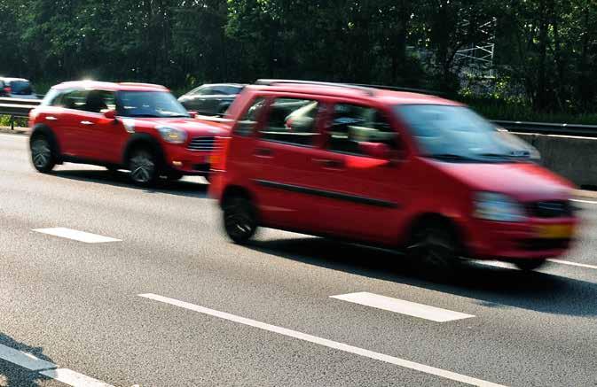 FILEDIER Fileloze vrijdag: met twee pieken minder file ZULLEN WE NOG EEN BAKKIE DOEN? Als de stad wat langer openblijft, spreek je daar af met relaties of collega s en ga je wat later naar huis.