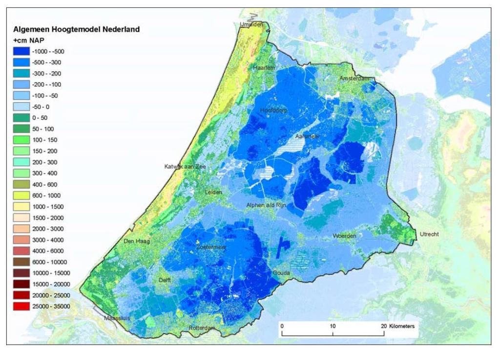 Figuur 5.2 Hoogteligging dijkringgebied: dijkring 14 (Jongejan, 2010) De primaire waterkering van kustvak Delfland is als volgt onder te verdelen (Tigchelaar et al.