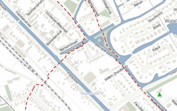 figuur 6: uitsnede risicokaart (bron: http://nederland.risicokaart.nl) Inrichtingen Binnen een straal van 1 kilometer van het plangebied liggen geen inrichtingen die gevaar op kunnen leveren voor de bewoners.