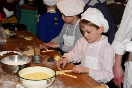 Koken en bakken voor groep 1 t/m 4 Deze BSA activiteit vindt plaats na de herfstvakantie. Broodjes, koekjes, taartjes: hou jij daarvan? En weet je ook hoe je die moet maken?