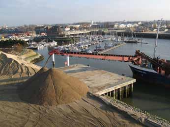 Algemene Directie Energie: De Algemene Directie Energie is bevoegd voor de gasterminals in Zeebrugge, voor het plaatsen van elektriciteitskabels en pijpleidingen op de zeebodem en voor de bouw en