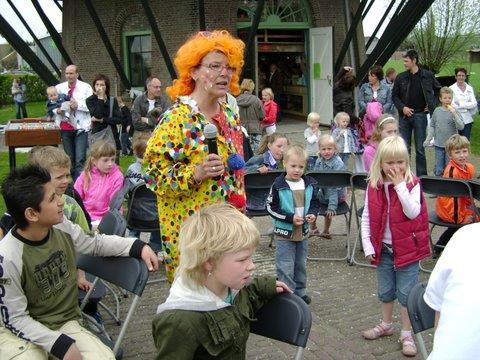 gebruikt voor familie-uitjes en zijn het populaire trouwlocaties. Draaiende molens zijn blikvangers voor het publiek, zij trekken recreanten en toeristen.