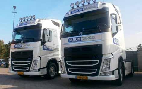 BTW 89,00 /Incl. BTW 107,69 Art: 250AI9255W Volvo FM/FMX xcl. BTW 99,00 /Incl. BTW 119,79 ZIJRAAMSCHRMN VOLVO FH/FM, VRSI 4 Montage d.m.v. dubbelzijdige tape, GN clips Prijs = per set Art: 43187272 xcl.