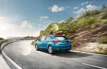 Hyundai i30 HYUNDAI i30 Prijslijst modeljaar 2012 Versn. Voornaamste uitrusting Kentekengewicht (kg) Gecombineerd brandstofverbruik (l/100 km) Energielabel Netto BPM Bruto incl. BTW en BPM 1.