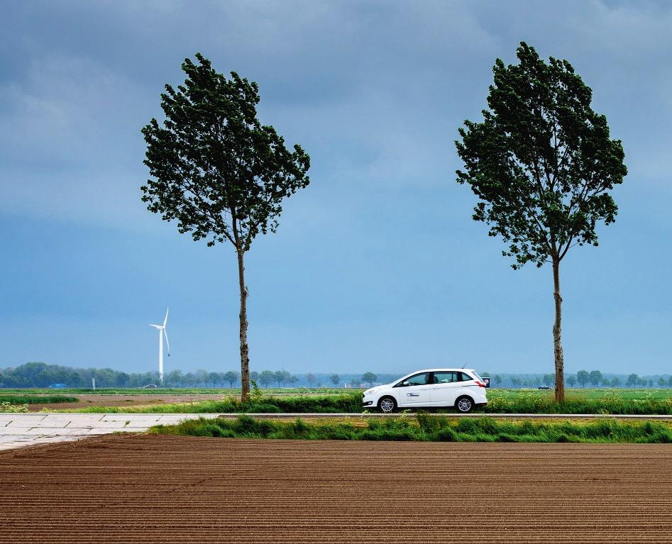 REPORTAGE Een mobiliteitscentrale voor al het vervoer Nu gemeenten voor steeds meer vormen van doelgroepenvervoer verantwoordelijkheid worden, is de regiecentrale in opmars.