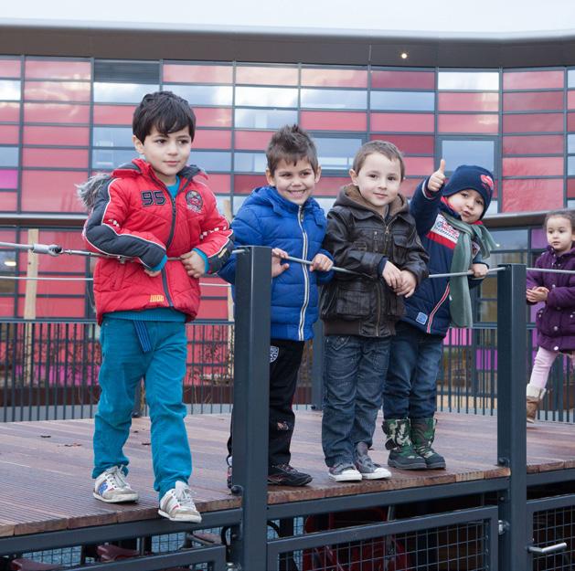 1. INLEIDING 2. VERANTWOORDELIJKHEIDSVERDELING 1.1. AANLEIDING & DOEL Gemeenten en schoolbesturen hebben een gedeelde verantwoordelijkheid ten aanzien van de huisvesting van leerlingen.