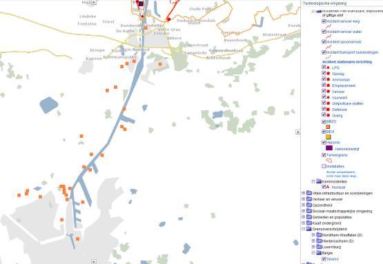 Daarnaast bevinden zich in de gemeente Terneuzen nog diverse inrichtingen waar aanzienlijke hoeveelheden brandbare, explosieve en toxische stoffen zijn opgeslagen.