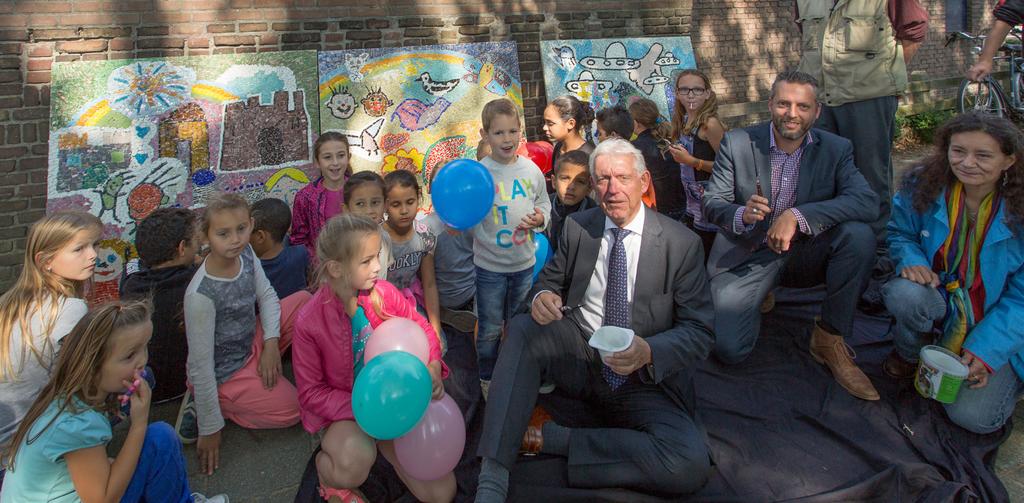 Met deze braderie zetten de plaatselijke ondernemers hun Heistraat weer op de kaart. Ook de burendagen in de Binnenstad waren in 2015 een groot succes.