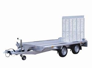 Oprijwagen : Oprijwagen de ideale machinetransporter voor het vervoer van allerlei kleine graafmachines en ander rollend materieel.