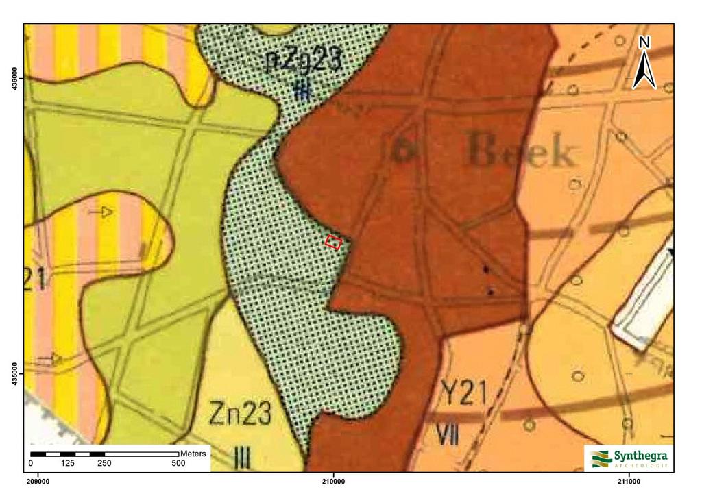 Projectnummer S130115 Bodem Op de Bodemkaart van Nederland schaal 150.000 (afbeelding 2.4) staat aangegeven dat binnen het plangebied beekeerdgronden in lemig fijn zand (pzg23) voorkomen.
