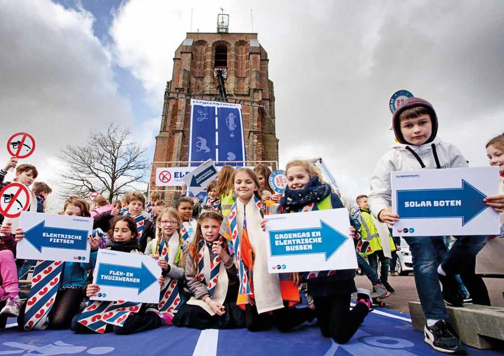 wat gaan we doen 1 Het organiseren van de ELFWEGENTOCHT Een duurzaam cultureel evenement dat nog nergens ter wereld heeft plaatsgevonden: In 2018 gaan we in Fryslân twee weken lang voortbewegen op