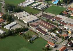 De borenfabriek in Duitsland werd opgericht in 1959 en er werken nu meer dan 200 mensen voor een jaarproductie van meer dan 50 miljoen boren.