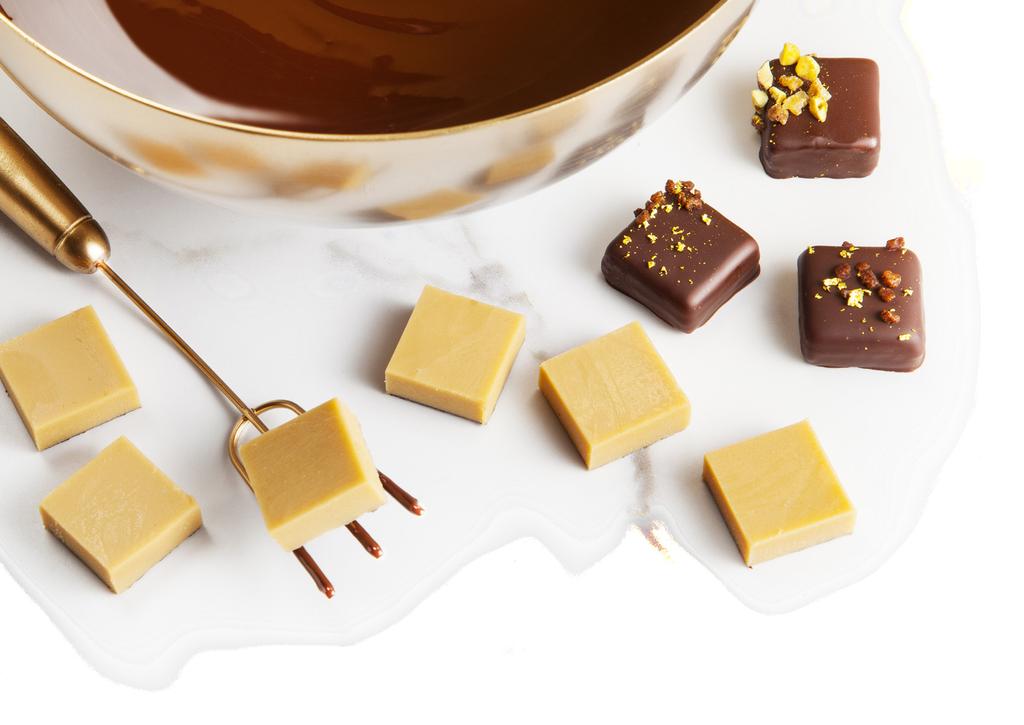 . Geeft al uw desserts een licht-romige en diep gouden gloed. Callebaut Gold is getest en goedgekeurd door onze Chefs en perfect bevonden voor alle toepassingen.