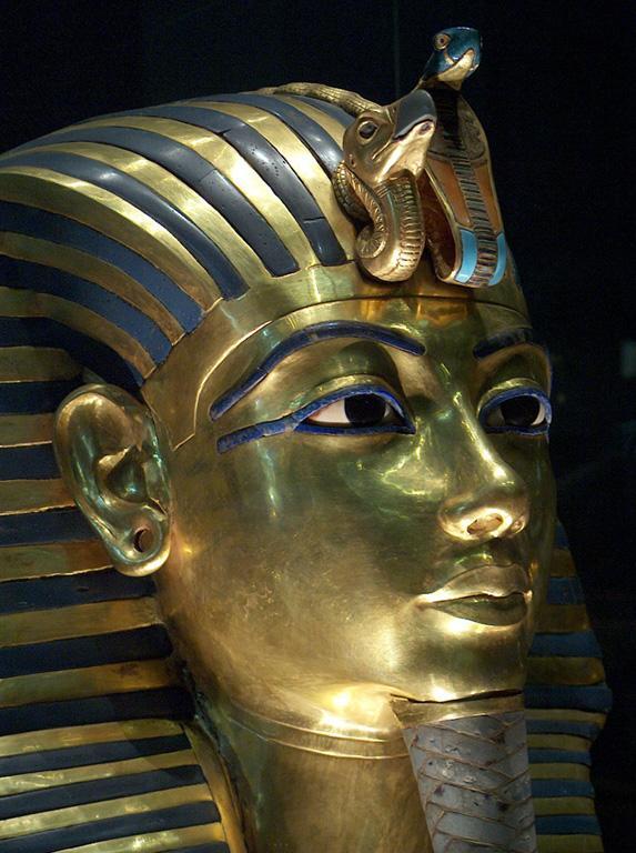 t/m 29-7-2012: Egyptomania * Idaho Falls, van 15-6 t/m 24-11-2012: replica s Toetanchamon * Los Angeles, van 23-5 t/m 31-12-2012, Cleopatra-tentoonstelling * Reading, Nefrina s World met geleend