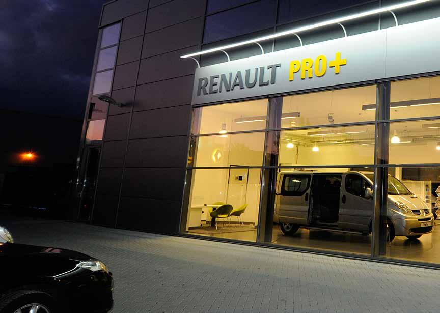 Beschikbaarheid is cruciaal: Zorgeloos ondernemen: Professionals onder elkaar: Tijd is geld: Renault PRO+ kent extra ruime ope- Omdat u