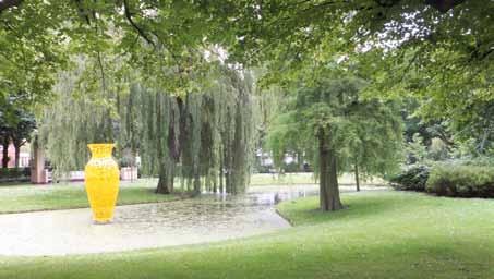 Op de begane grond bevond zich de mouterij met daarboven een tweetal eestvloeren (waar het ontkiemde gerst werd gedroogd voor de moutwijn).